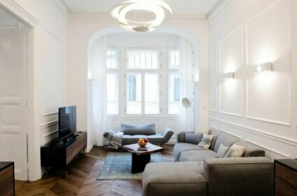 Creative Apartment - Central Luxury Suite