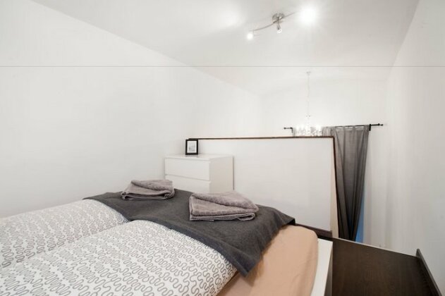 D Five Elegant Apartment At Synagogue - Photo5