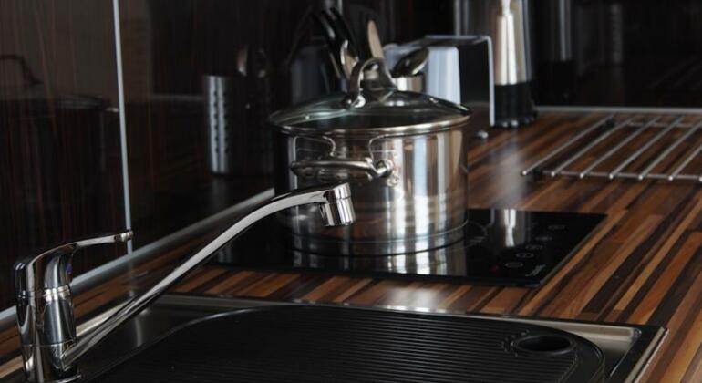 Danube Serviced Apartments - Photo2