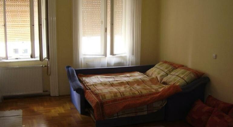 Elizabeth Bridge Hostel - Photo5