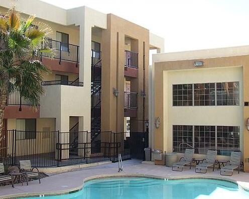 Emerald Suites - Photo5