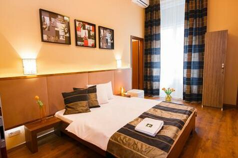 Full Moon Design Hostel Budapest - Photo5