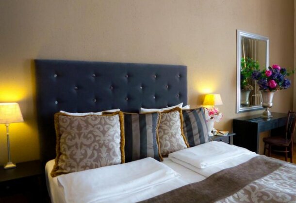 Golden Stars Budapest Apartments - Photo3
