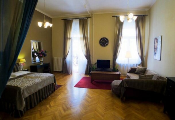 Golden Stars Budapest Apartments - Photo4