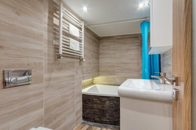 Grand Apartment of Kalvin Square - Photo3