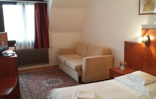 Helios Apartman Hotel - Photo5