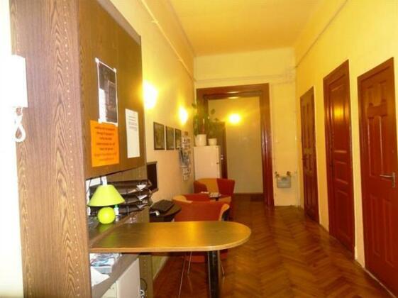 Kate Guesthouse - Photo2