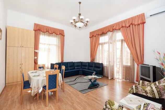 Like Home - City Center - Style Apartment - Photo5