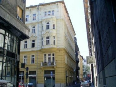 Living Budapest Rooms - Semmelweis utca