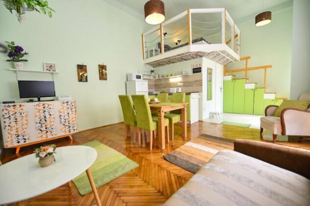 Lovely Budapest Apartment - Photo5