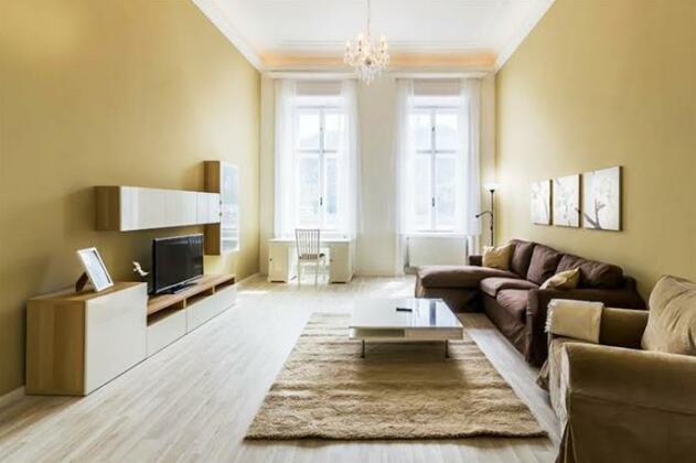 Luxury With Danube View Apartments - Photo4