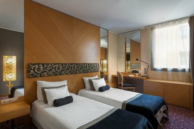 Marmara Hotel Budapest - Photo5