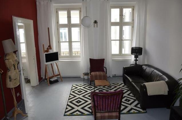 Mica's House - Photo4