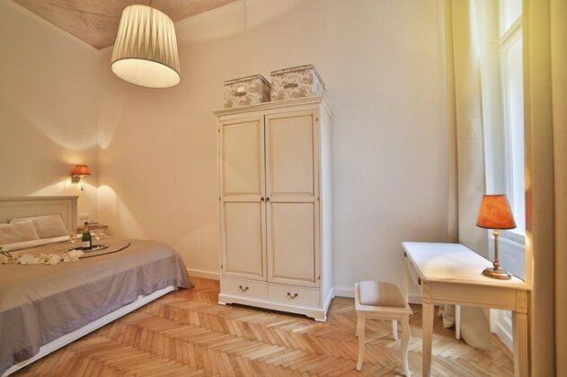 Nadi's Home - Heart of Budapest - Photo5
