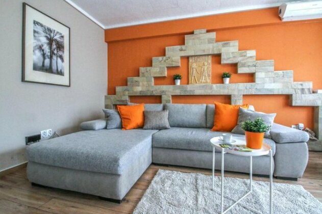 Narancsvirag Apartman - Photo3