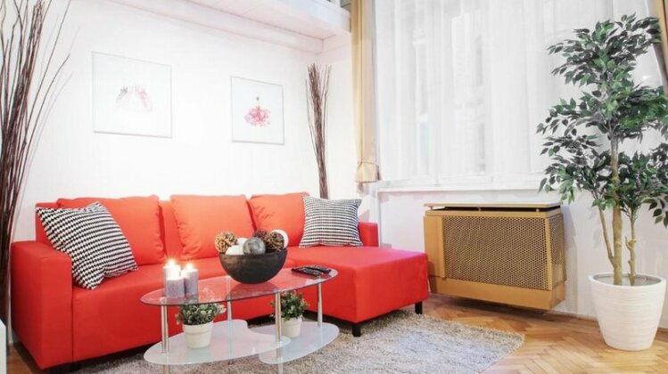 New Astoria Apartment - Photo2
