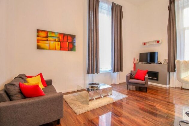 Oktogon Bright Apartment - Photo2