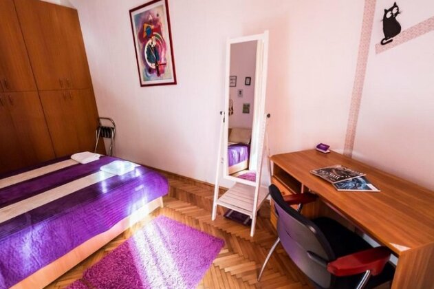 Parliament & Riverside Apartment - Photo5