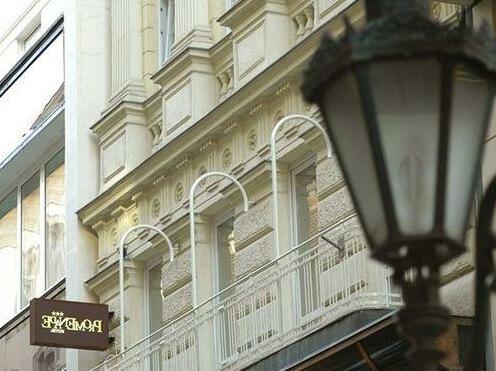 Promenade City Hotel - Photo2