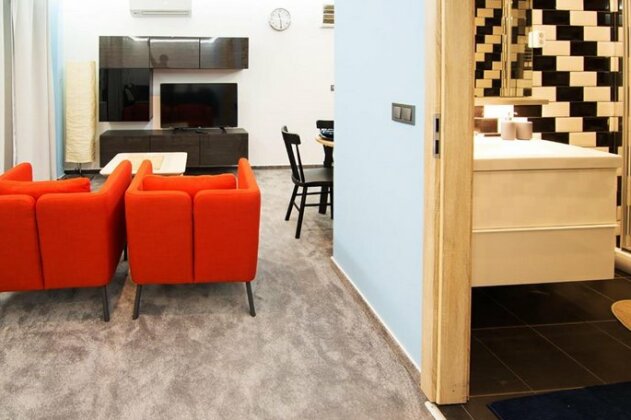 Radin Downtown Apartment - Photo2