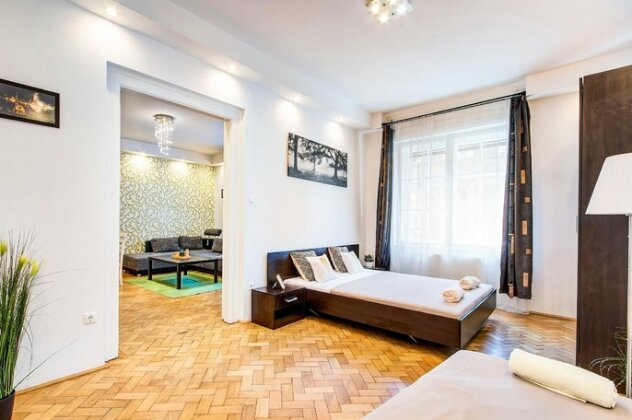 Real Apartments Kertesz - Photo3