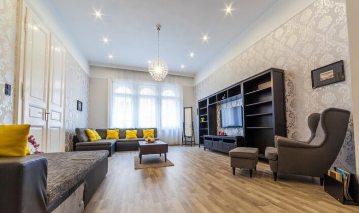 Real Apartments Semmelweis - Photo4