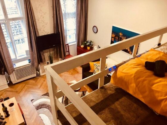 Smart Newly Refurbished Studio Flat in Prime Central Budapest - Photo5