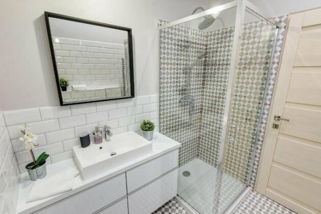 Stylish Suite WestEnd - Photo5