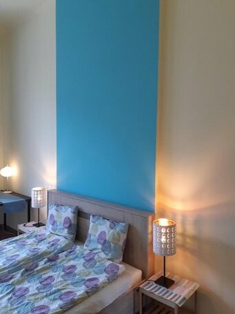 Sunny Side Rooms & Ensuites - Photo2