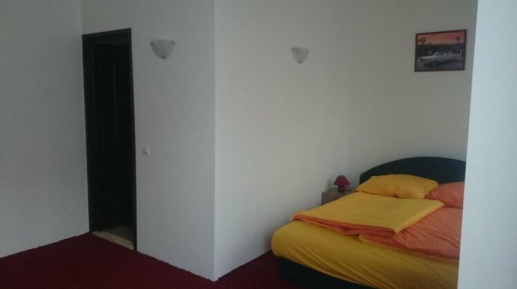 Szinkron Hotel - Photo3
