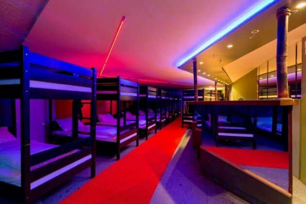 The Bachelor Bar - Bunker Private Club - Photo4