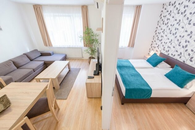 The Prince's Neighbour Apartment Budapest - Photo2