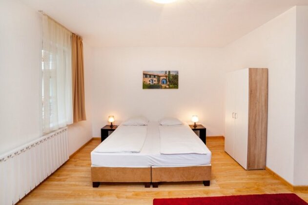 The Prince's Neighbour Apartment Budapest - Photo4