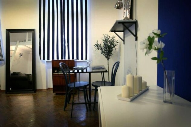 Trendy Equipped Apartment - Photo5