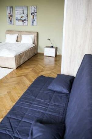 TriPest Apartments - Photo4