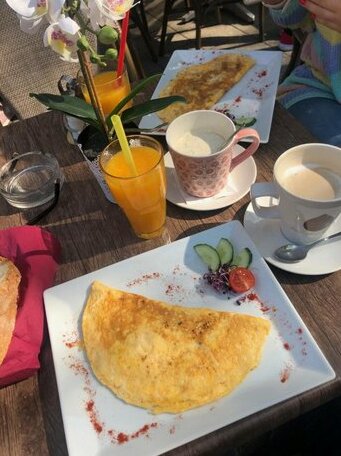 Tropical Budapest - Photo3