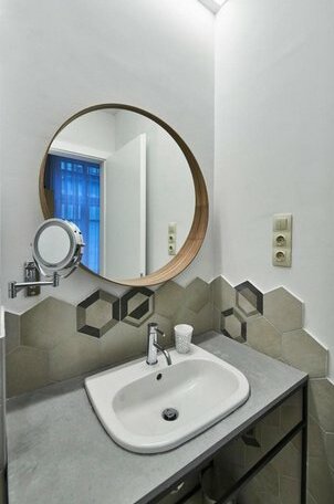 Unique design 3 bathrooms flat - Photo3