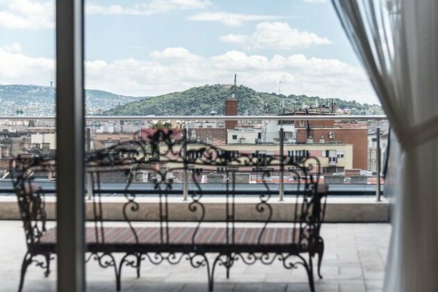 Utto Luxury Suites - Photo2