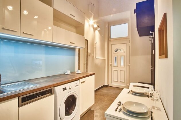 V27 Budapest Apartment - Photo5
