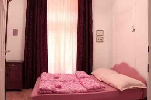 Vacation Budapest Apartment - Photo3