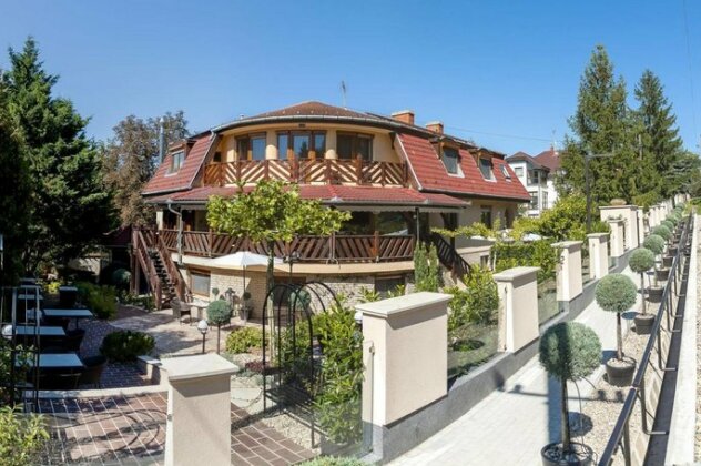 Villa Rosa Pension Budapest