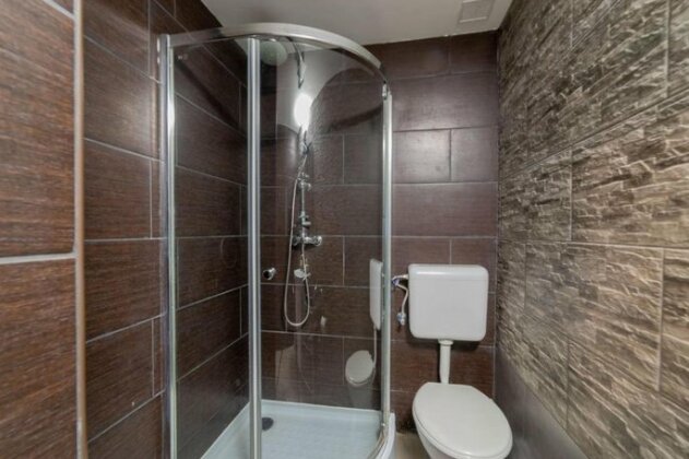 White Central Apartment - Photo4