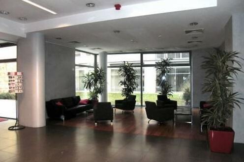 White Pool Flat - Photo2