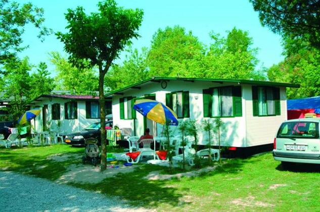Aqua Camp Mobilhazak - Eva Kemping Bukfurdo - Photo5