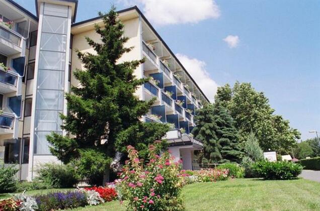 Corvus Hotel Buk - Photo2