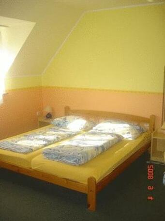 Forras Apartmanhaz Buk - Photo2