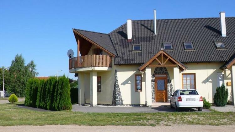 Forras Vendeghaz Buk - Photo2