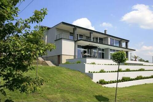 Ferenczi Villa - Photo4