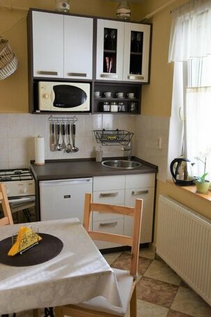 Holiday Home & Apartment Eger - Photo4