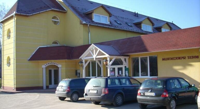 Invest Vendeghaz - Photo3